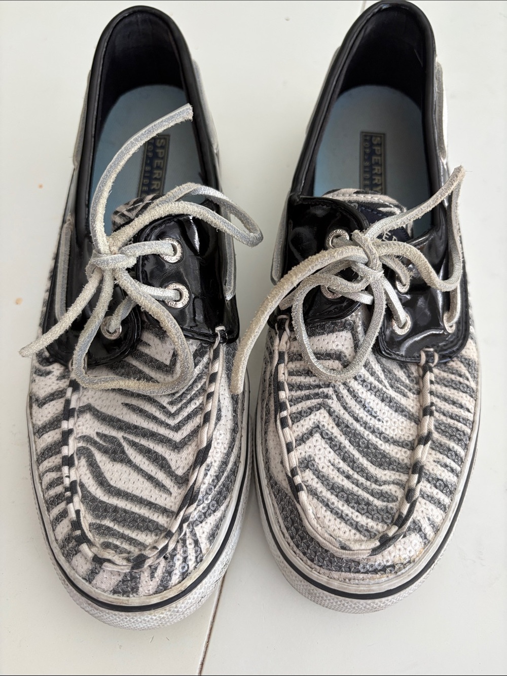 Sperry Zebra-Print Canvas Boat Shoes with Black Trim,size 7
